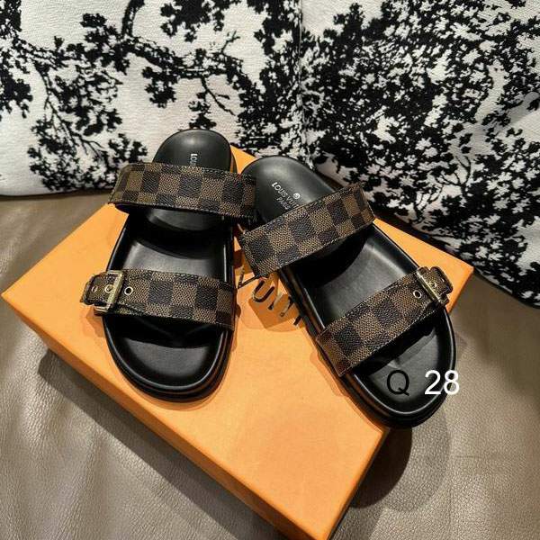 Picture of Louis Vuitton Slippers _SKULVsz38-45H0308298